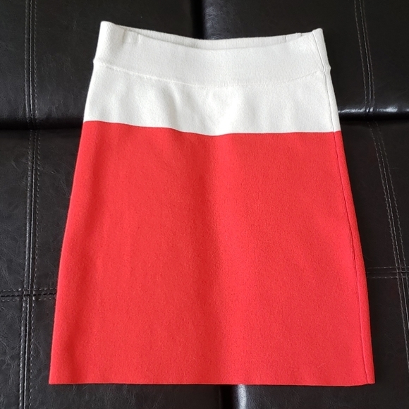 NWOT Armani Exchange Stretch Mini Skirt - Picture 1 of 3